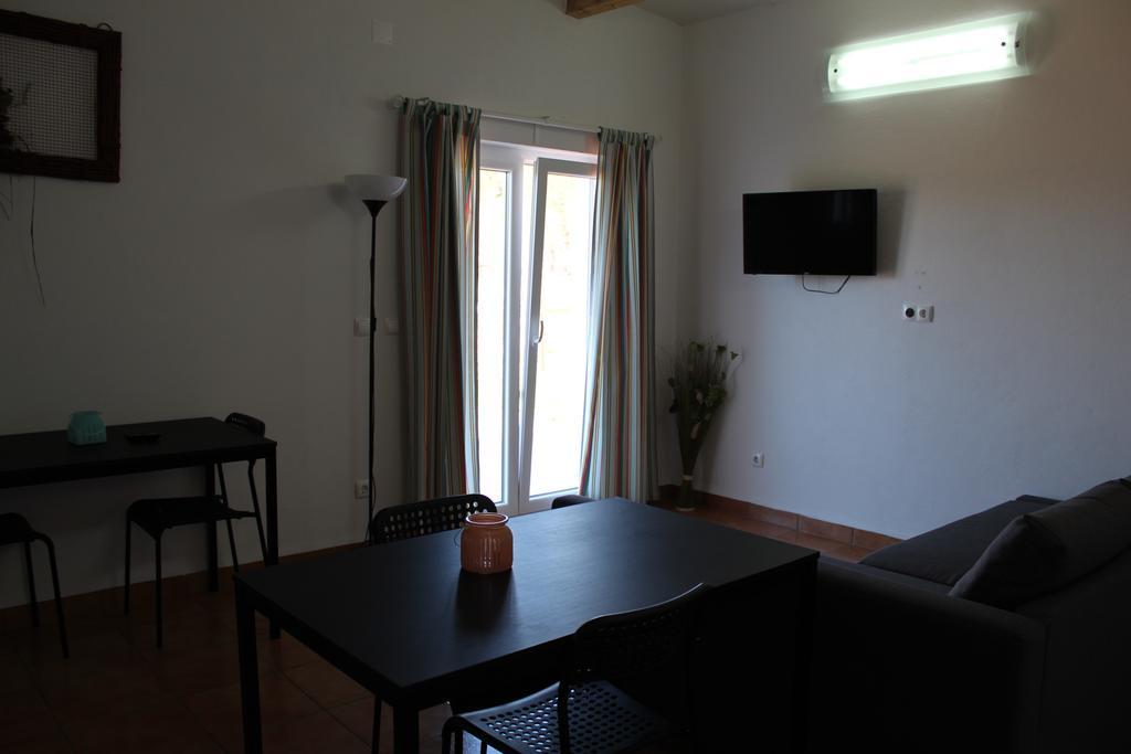 Monte Da Barragem Hotel Montargil Exterior photo